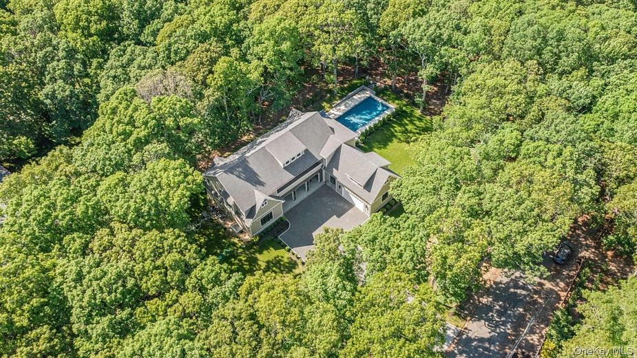 1355 Little Peconic Bay Road