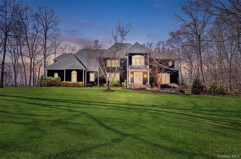 1359 Rustic Ridge Court