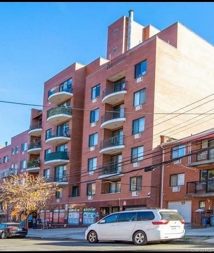 136-16 35th Avenue #2B