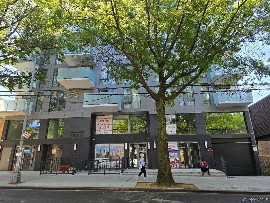 Image 1 of 11 for 136-80 41 Avenue #6H in Queens, Flushing, NY, 11355