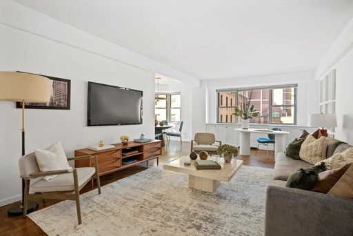 Image 1 of 13 for 136 East 76th Street #11B in Manhattan, New York, NY, 10021