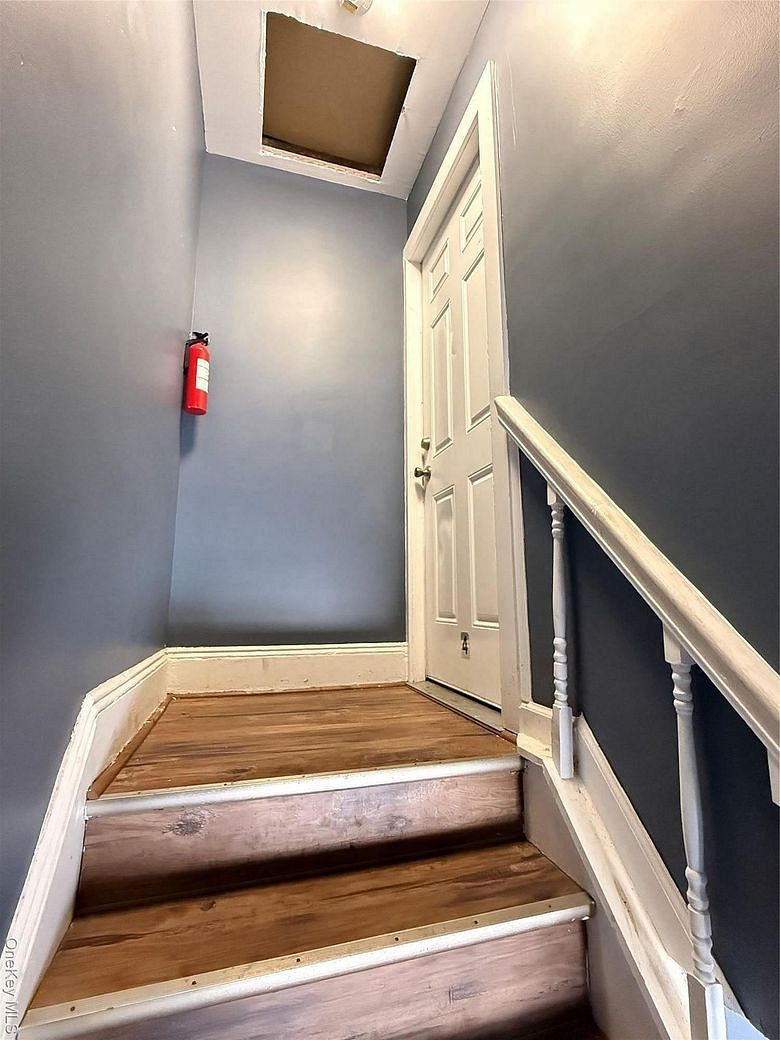 136 Fairview Boulevard