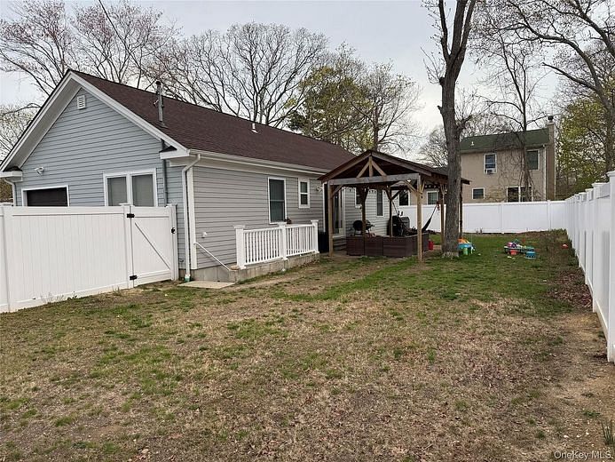 136 Magnolia Drive
