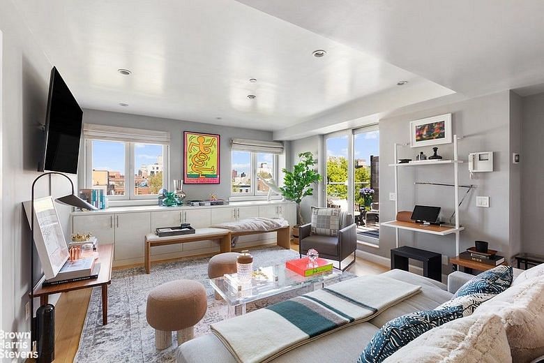 136 Powers Street #4B