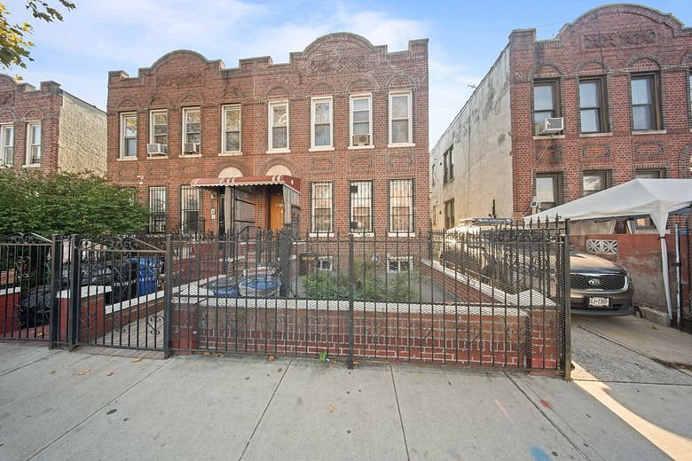 136 Rockaway Parkway