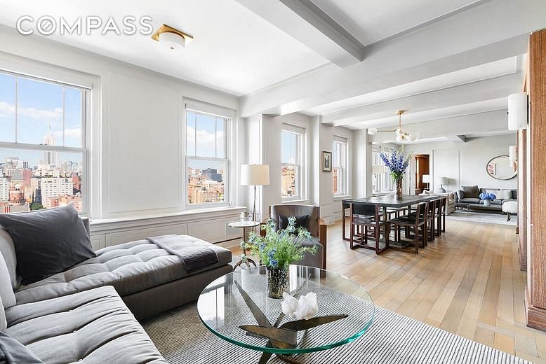 136 Waverly Place #17BC