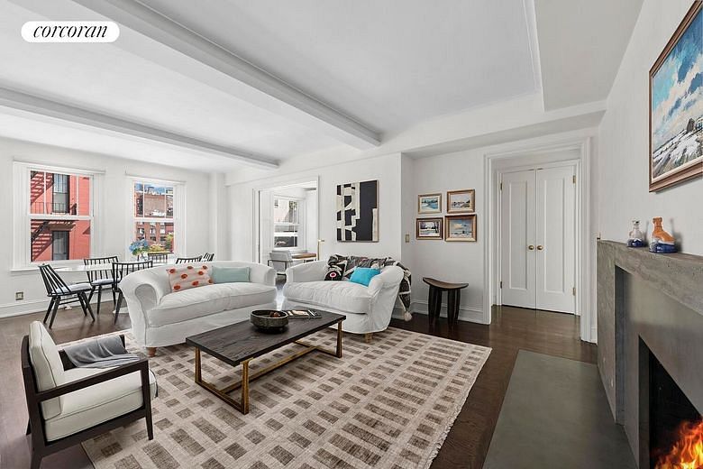 136 Waverly Place #3B