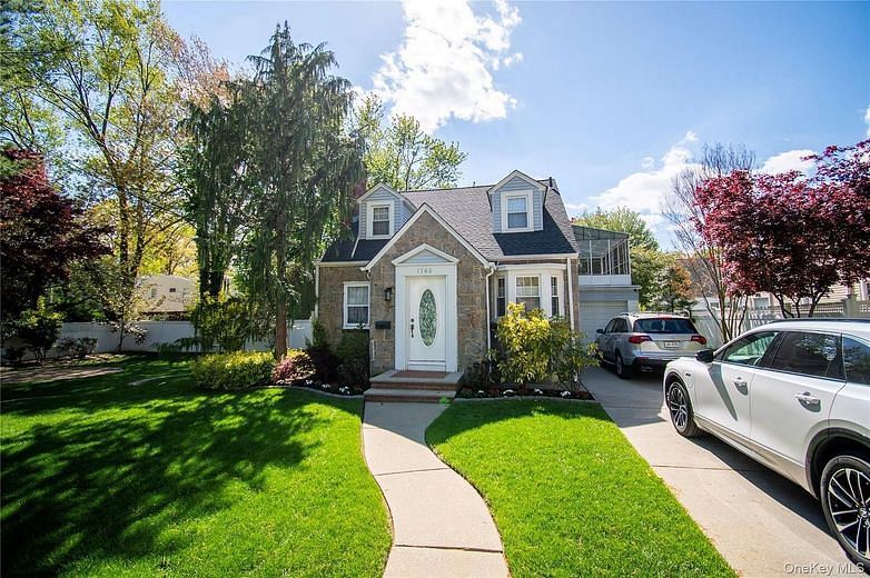 1360 Beulah Court