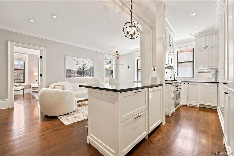 1361 Madison Avenue #6G