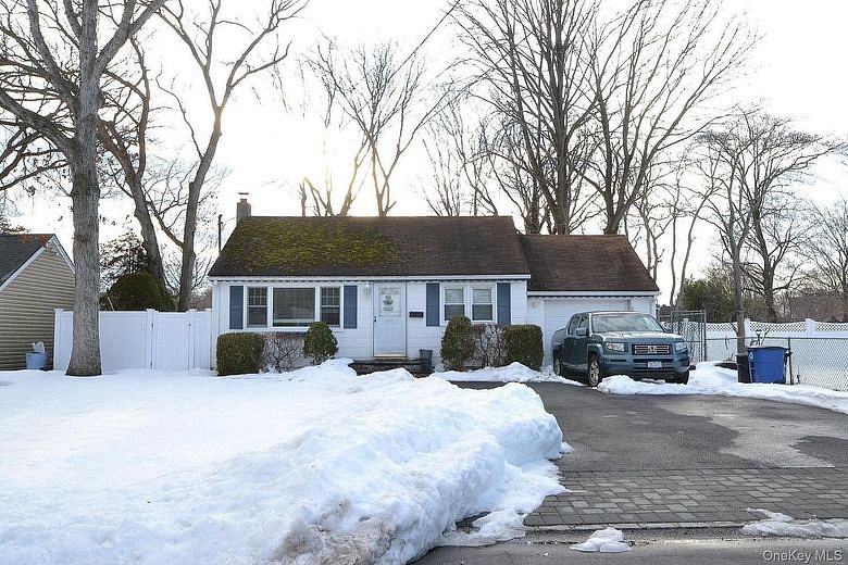 1362 Ackerson Boulevard