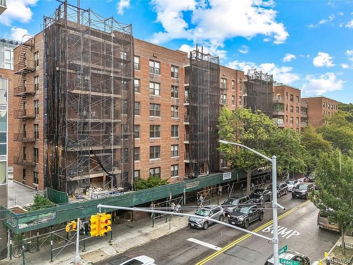 137-05 Franklin Ave #5N