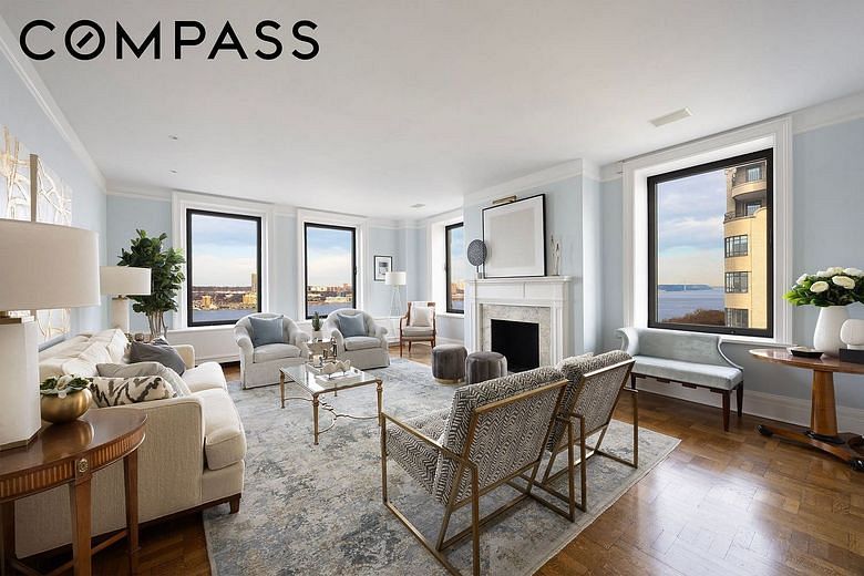 137 Riverside Drive #12B