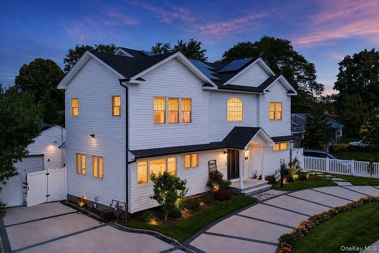 1375 Oak Lane