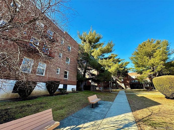138-29 Jewel Ave #2D