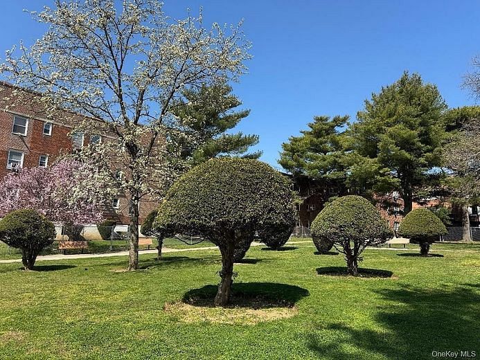 138-29 Jewel Avenue #1C