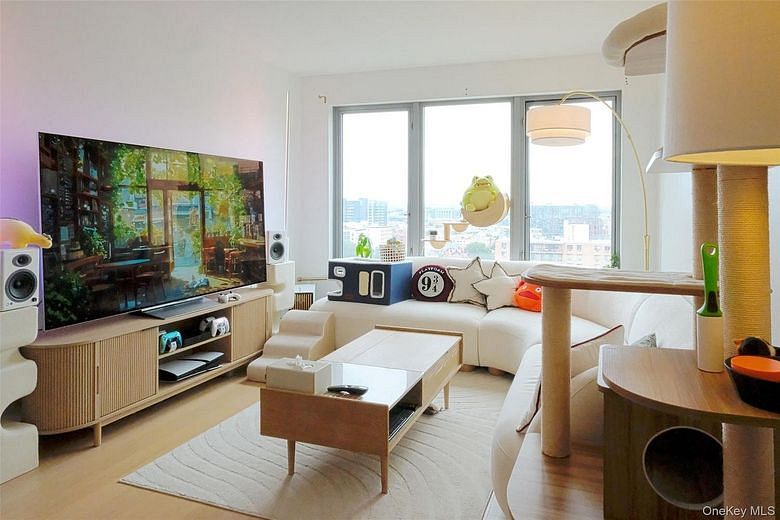 138-35 39th Avenue #12L