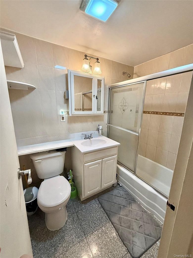 138-70 Elder Avenue #7G