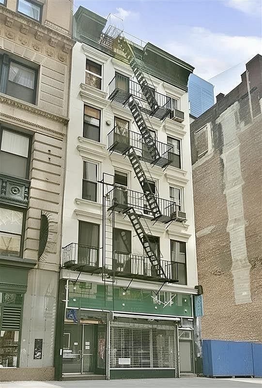 138 Fulton Street #4A