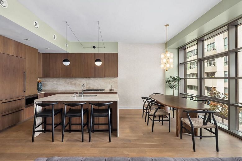 138 North Tenth Street #THREEZEROTWO