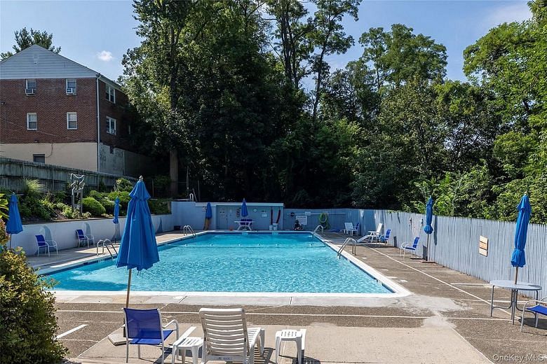 138 Underhill Avenue #2B