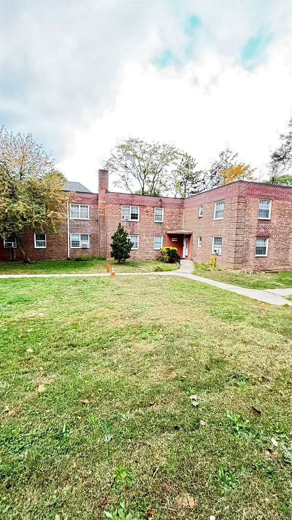 13806 78th Avenue #37D