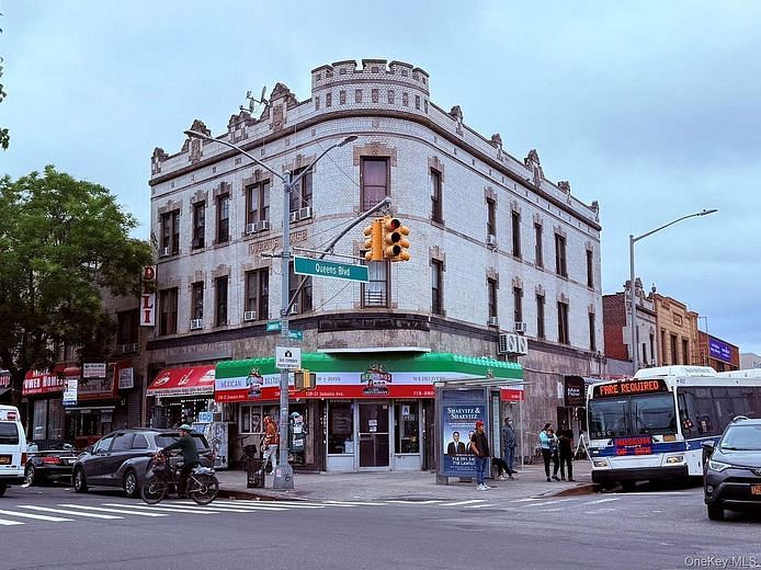 13821 Jamaica Avenue