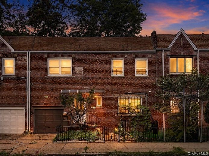 1384 East 16th