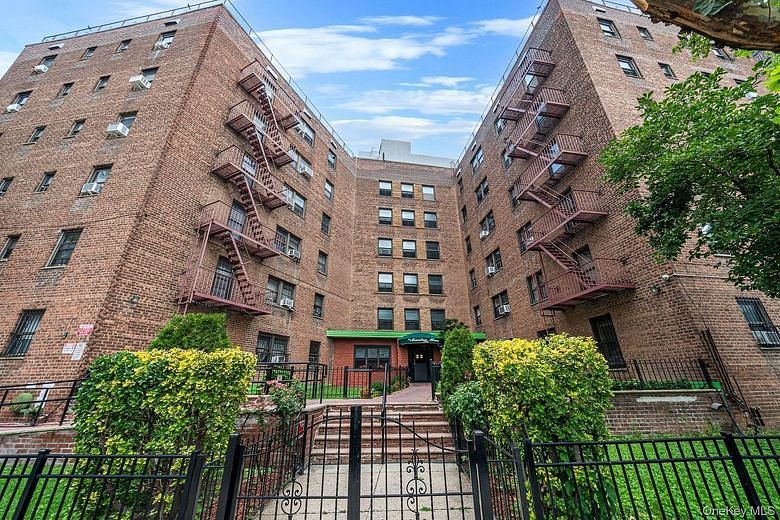 139-05 85 Drive #5E