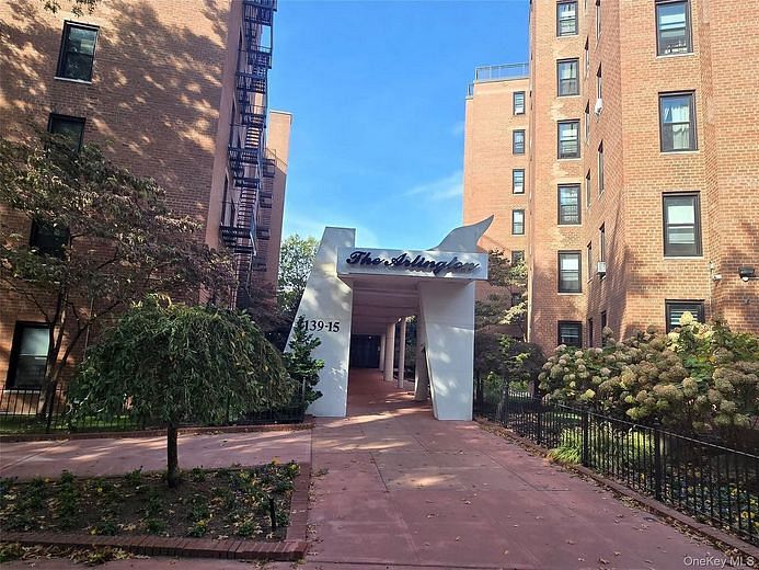 139-15 83 Avenue #629