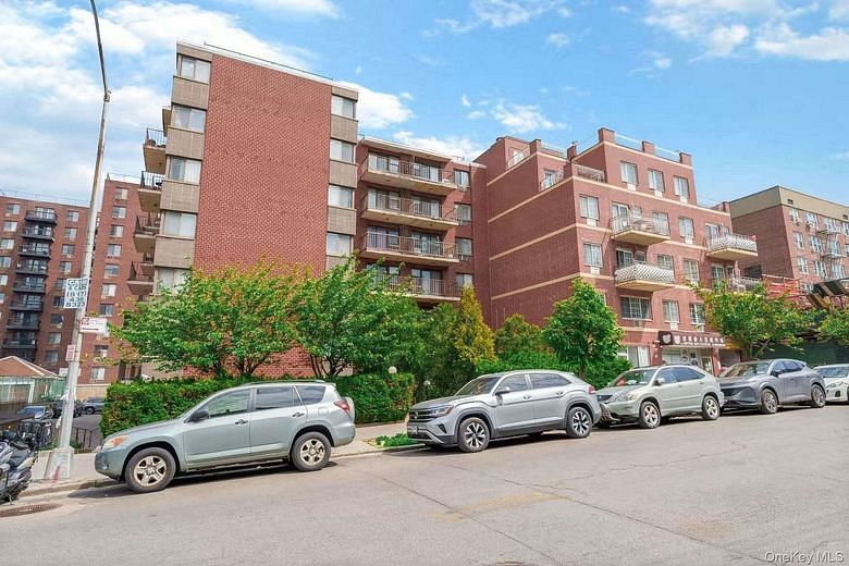 139-35 35th Avenue #3B