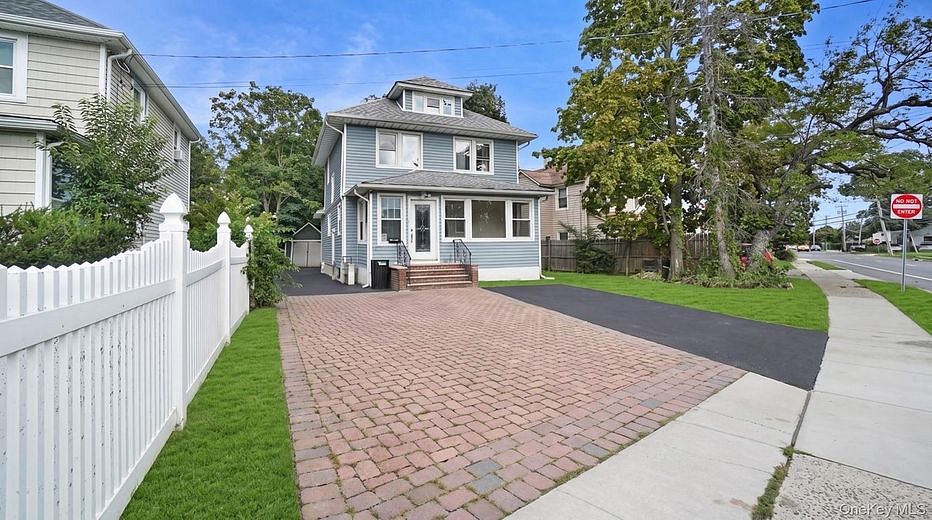 139 5th Avenue