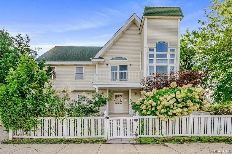 139 Coronado Street
