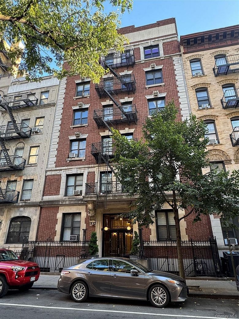 139 E 30th Street #3D