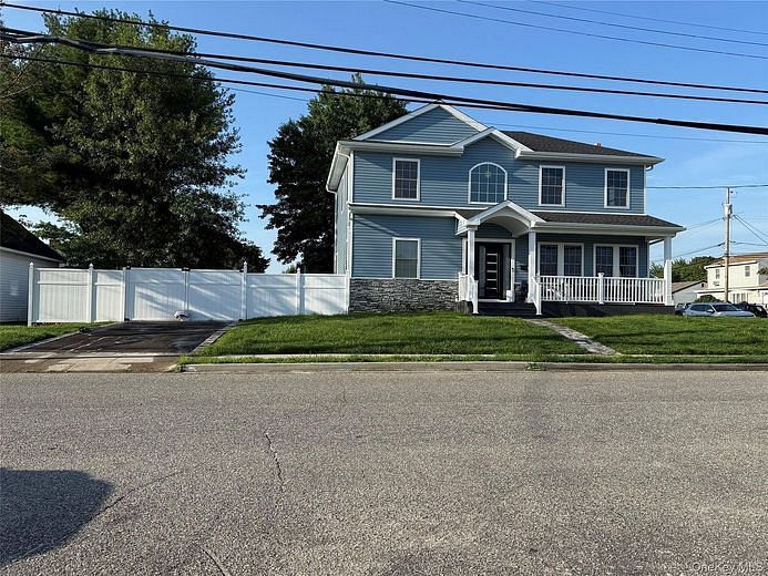 139 Maple Avenue