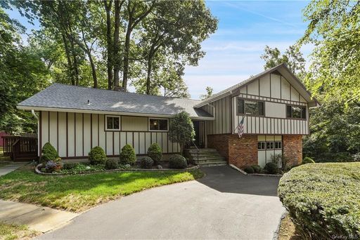 Image 1 of 36 for 16 John Dorsey Drive in Westchester, Cortlandt Manor, NY, 10567