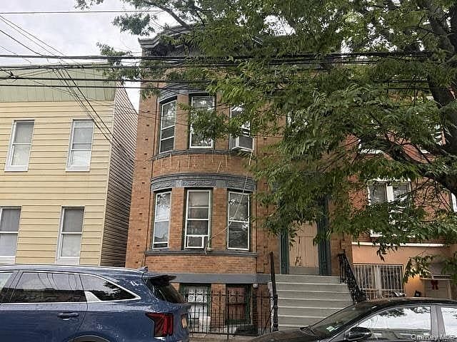 14-28 30th Drive