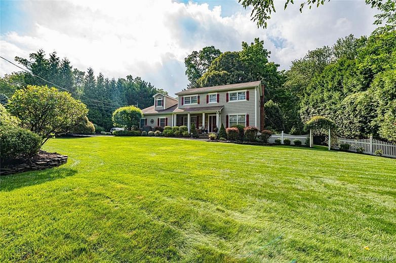 14 Breeze Hill Road
