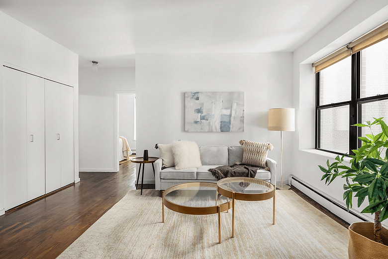 14 Prince Street #4C