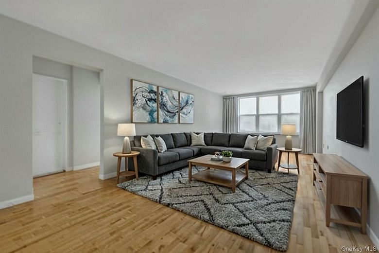 14 Westview Avenue #310