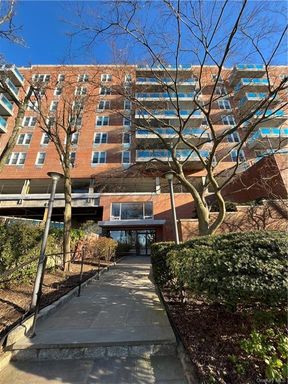 Image 1 of 32 for 14 Westview Avenue #504 in Westchester, Tuckahoe, NY, 10707