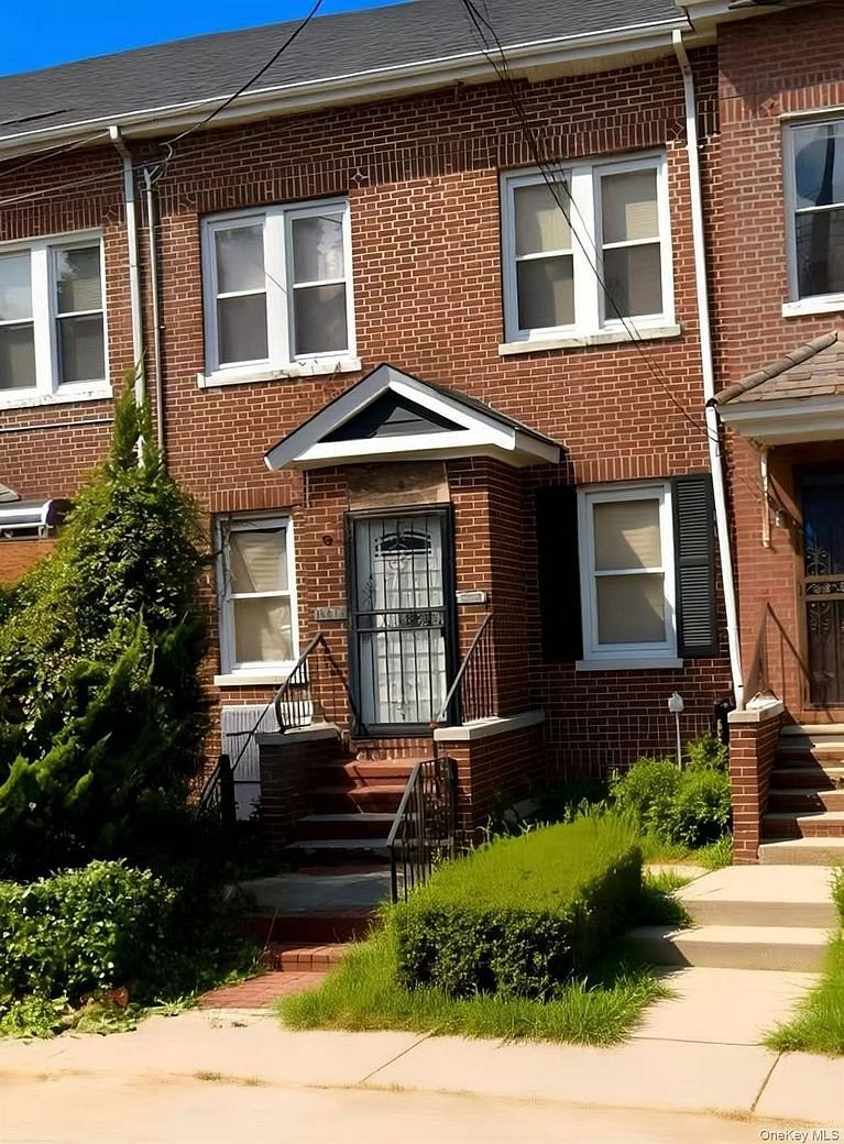 140-19 Rose Avenue