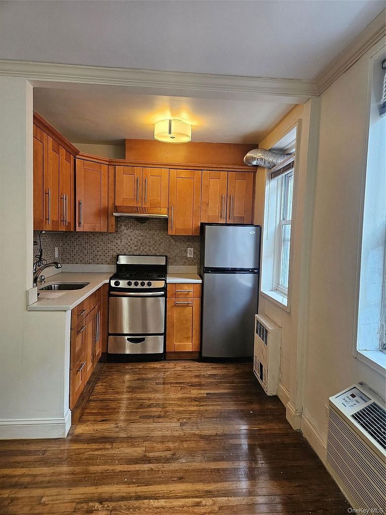 140 35 Beech Ave #4H