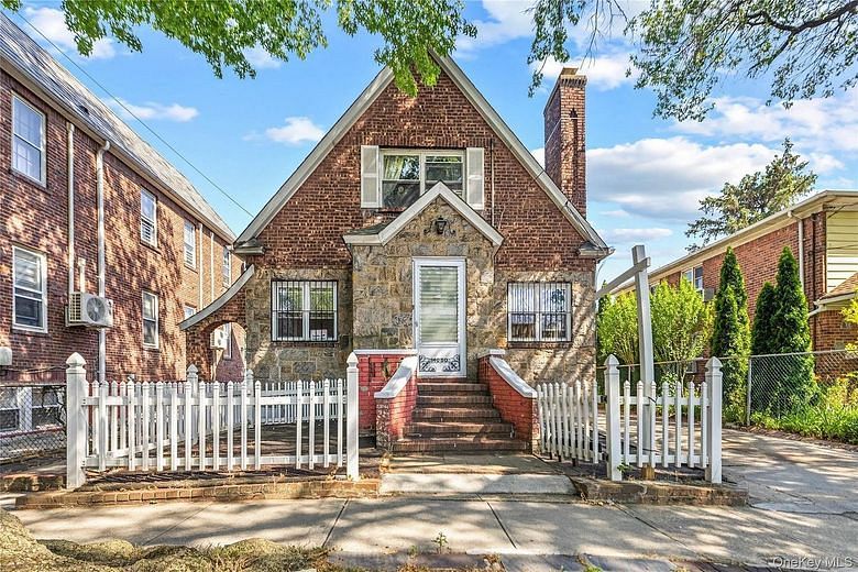 140-50 Quince Avenue