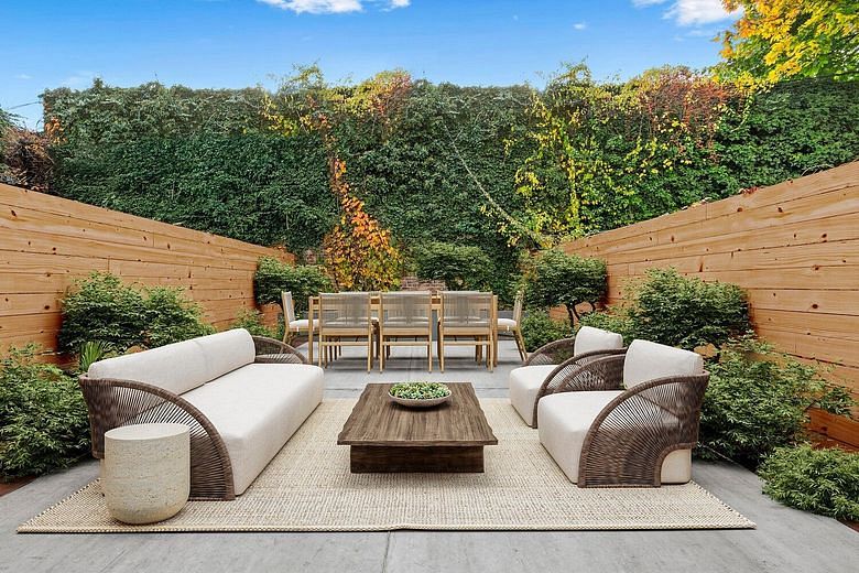 140 Moffat Street #1