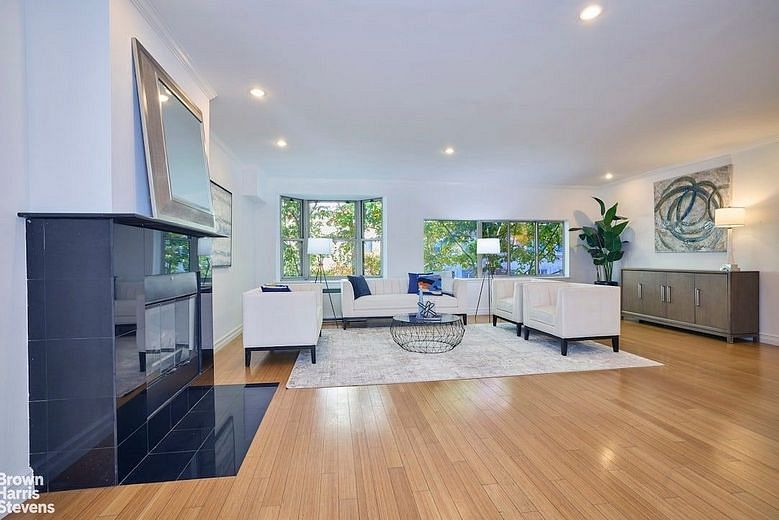 1400 Fifth Avenue #THC2