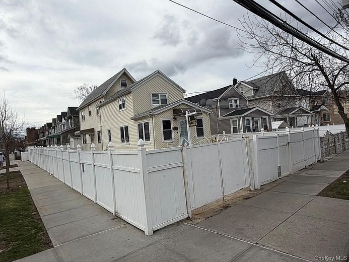 14018 Foch Boulevard