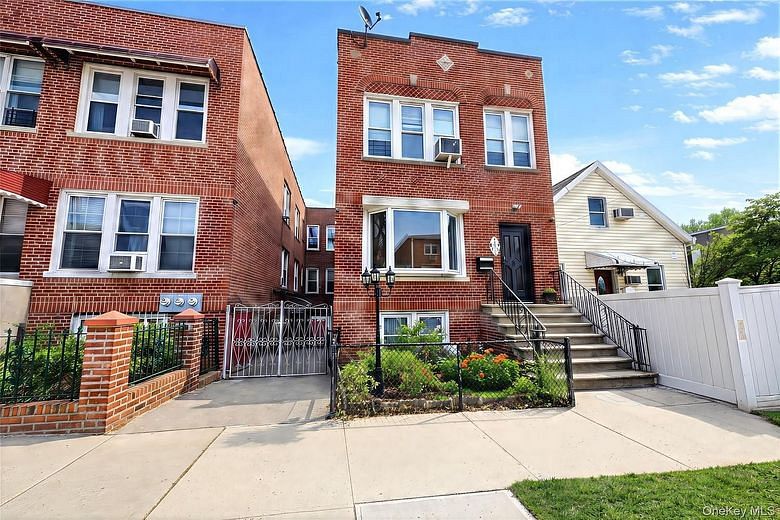 1402 Thieriot Avenue #2