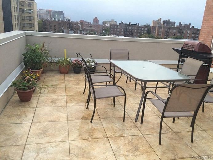 14075 Ash Avenue #7D