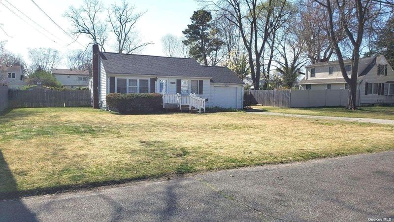 Image 1 of 17 for 1408 Pine Acres Boulevard in Long Island, Bay Shore, NY, 11706