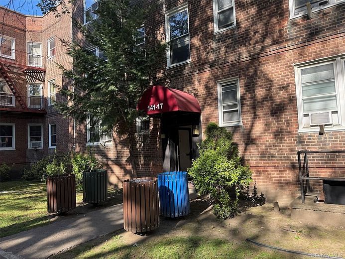 141-17 78 Rd #1O